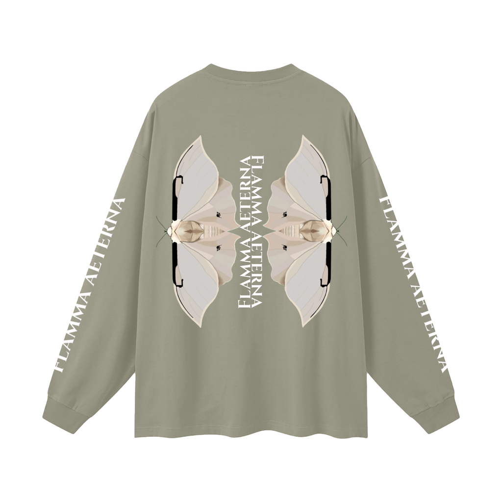 Streetwear,Oversized,Longsleeve,Oversizedlongsleeve,Graphic,Graphicdesign,Graphiclongsleeve,Moth,Mothdesign,Flamma,Aeterna,Flammaaetera,Eternal,Flame,Eternalflame,Biblical,Minimalstreetwear,Symbolicclothing,Symbolic,Philosophy,Philosophyclothing