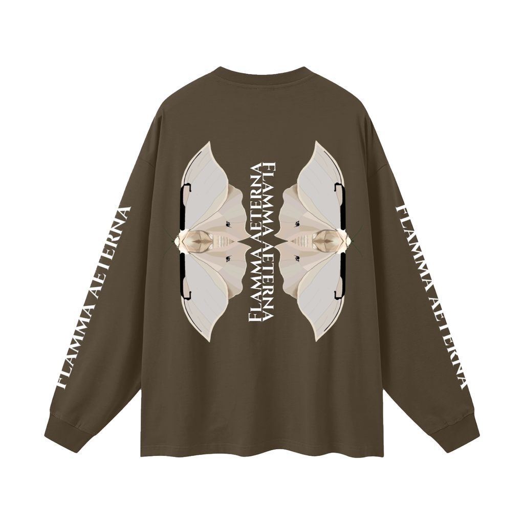 Streetwear,Oversized,Longsleeve,Oversizedlongsleeve,Graphic,Graphicdesign,Graphiclongsleeve,Moth,Mothdesign,Flamma,Aeterna,Flammaaetera,Eternal,Flame,Eternalflame,Biblical,Minimalstreetwear,Symbolicclothing,Symbolic,Philosophy,Philosophyclothing