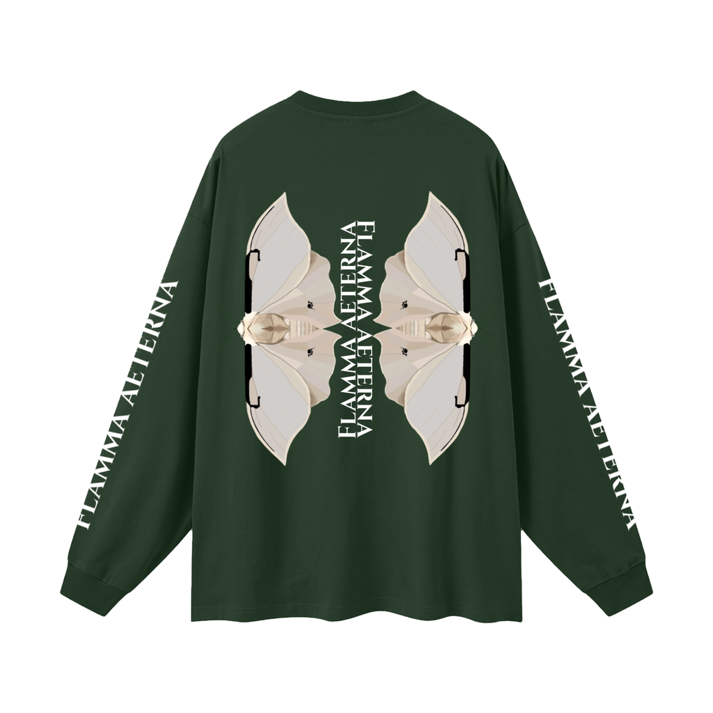 Streetwear,Oversized,Longsleeve,Oversizedlongsleeve,Graphic,Graphicdesign,Graphiclongsleeve,Moth,Mothdesign,Flamma,Aeterna,Flammaaetera,Eternal,Flame,Eternalflame,Biblical,Minimalstreetwear,Symbolicclothing,Symbolic,Philosophy,Philosophyclothing
