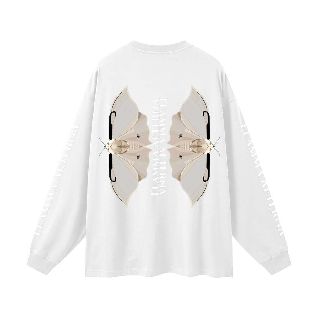 Streetwear,Oversized,Longsleeve,Oversizedlongsleeve,Graphic,Graphicdesign,Graphiclongsleeve,Moth,Mothdesign,Flamma,Aeterna,Flammaaetera,Eternal,Flame,Eternalflame,Biblical,Minimalstreetwear,Symbolicclothing,Symbolic,Philosophy,Philosophyclothing