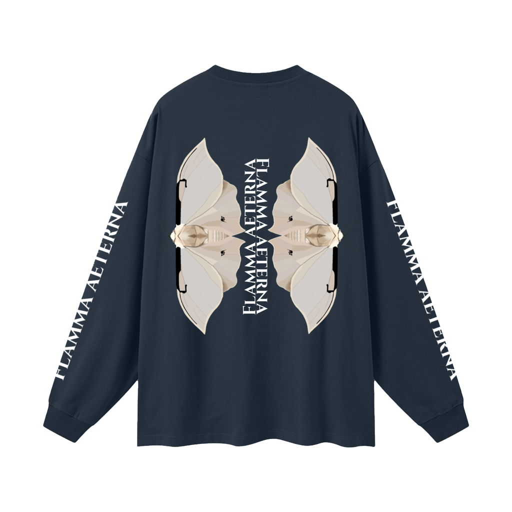 Streetwear,Oversized,Longsleeve,Oversizedlongsleeve,Graphic,Graphicdesign,Graphiclongsleeve,Moth,Mothdesign,Flamma,Aeterna,Flammaaetera,Eternal,Flame,Eternalflame,Biblical,Minimalstreetwear,Symbolicclothing,Symbolic,Philosophy,Philosophyclothing