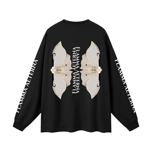 Streetwear,Oversized,Longsleeve,Oversizedlongsleeve,Graphic,Graphicdesign,Graphiclongsleeve,Moth,Mothdesign,Flamma,Aeterna,Flammaaetera,Eternal,Flame,Eternalflame,Biblical,Minimalstreetwear,Symbolicclothing,Symbolic,Philosophy,Philosophyclothing