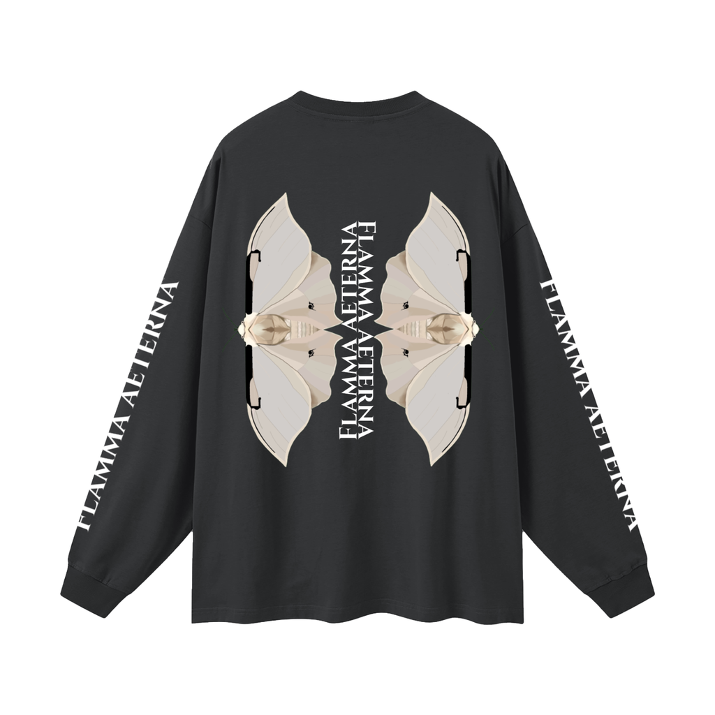 Streetwear,Oversized,Longsleeve,Oversizedlongsleeve,Graphic,Graphicdesign,Graphiclongsleeve,Moth,Mothdesign,Flamma,Aeterna,Flammaaetera,Eternal,Flame,Eternalflame,Biblical,Minimalstreetwear,Symbolicclothing,Symbolic,Philosophy,Philosophyclothing